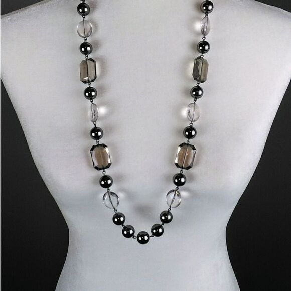 None Jewelry - Necklace-18" Clear, gray and hematite beads
